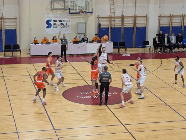 Risovi pobijedili Dubrovnik s 31 košem razlike