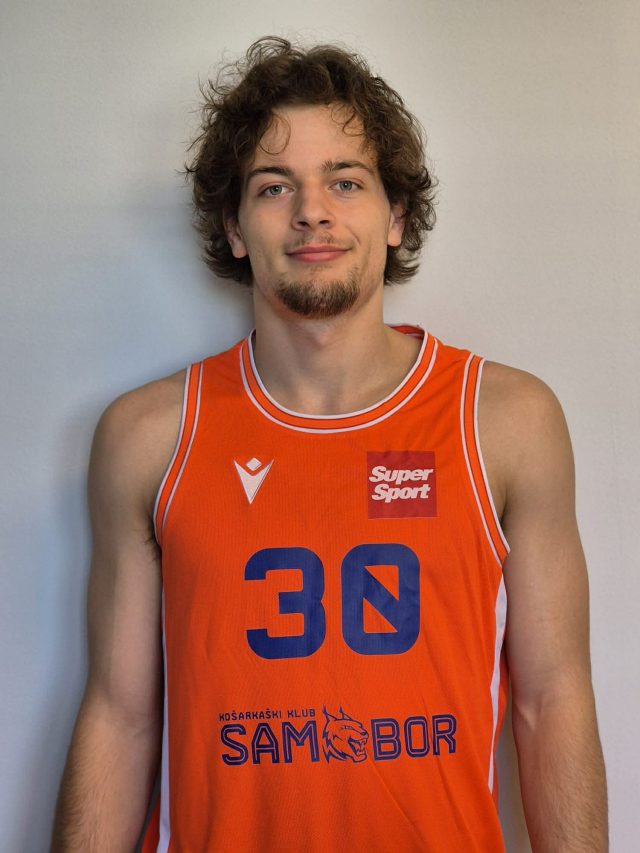 Novo pojačanje “Risova”!