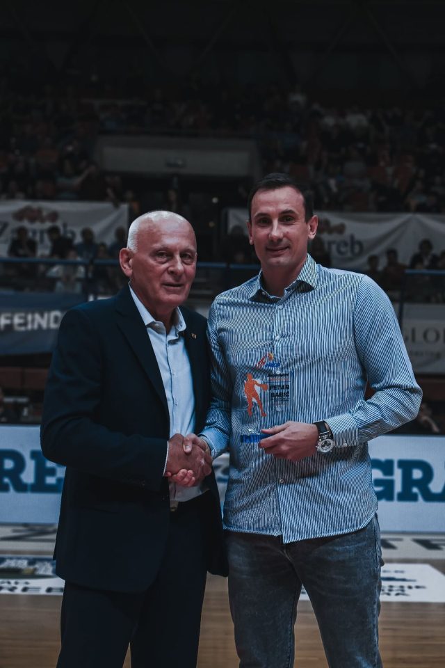 Petar Babić je najbolji trener SuperSport Premijer lige u prošloj sezoni!